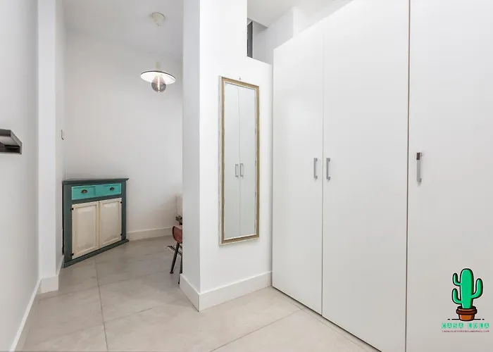 Casa Lola Centro フエンヒロラ